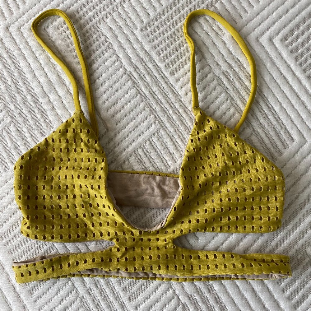 Acacia Mesh Cutout top in Pineapple